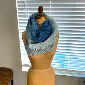 FRAAS Blue Ombré Hand Knit Infinity Scarf